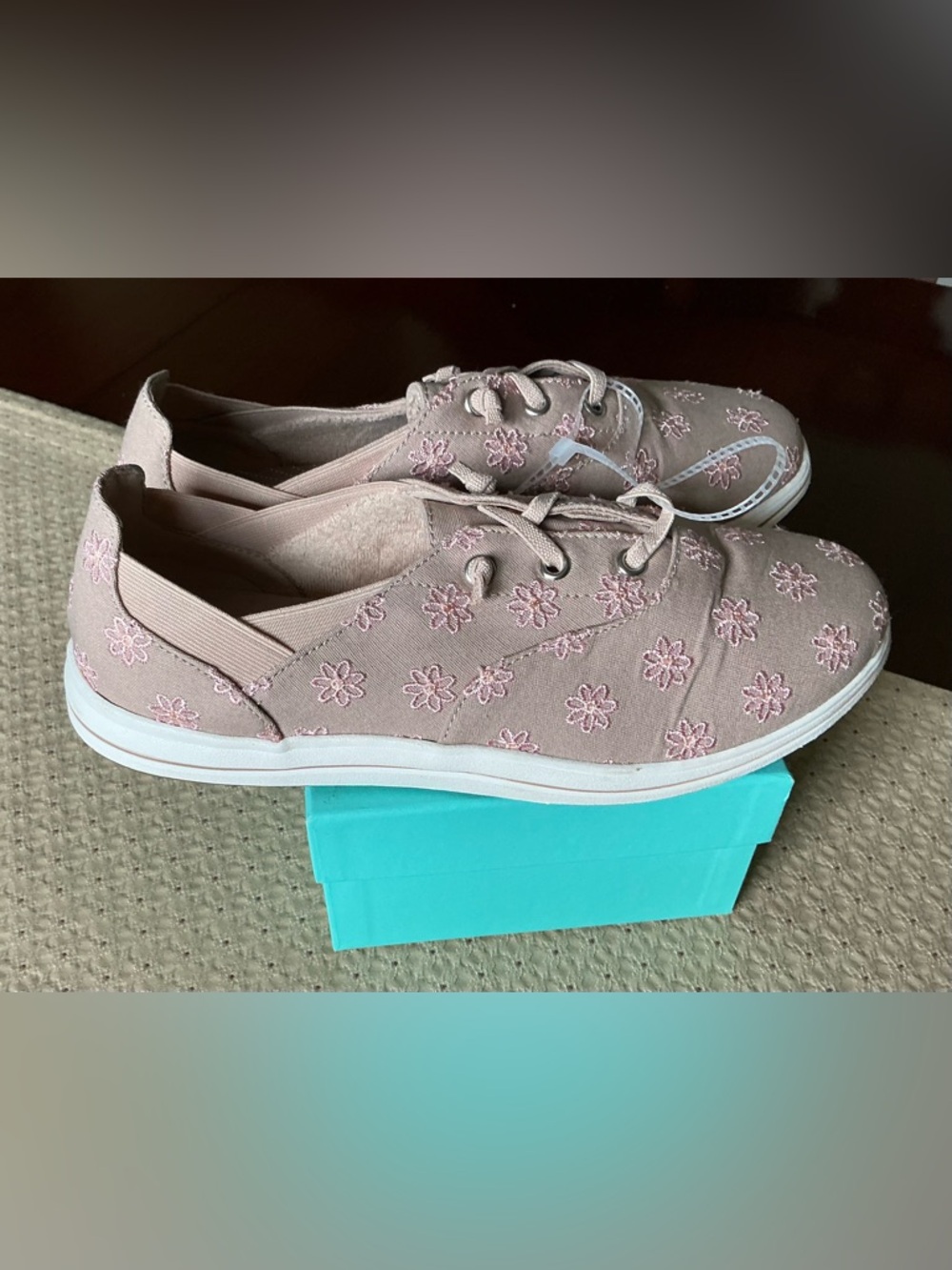 Clarks Breeze Avenue Slip on Sneakers 8.5W NWT - Picture 7 of 7